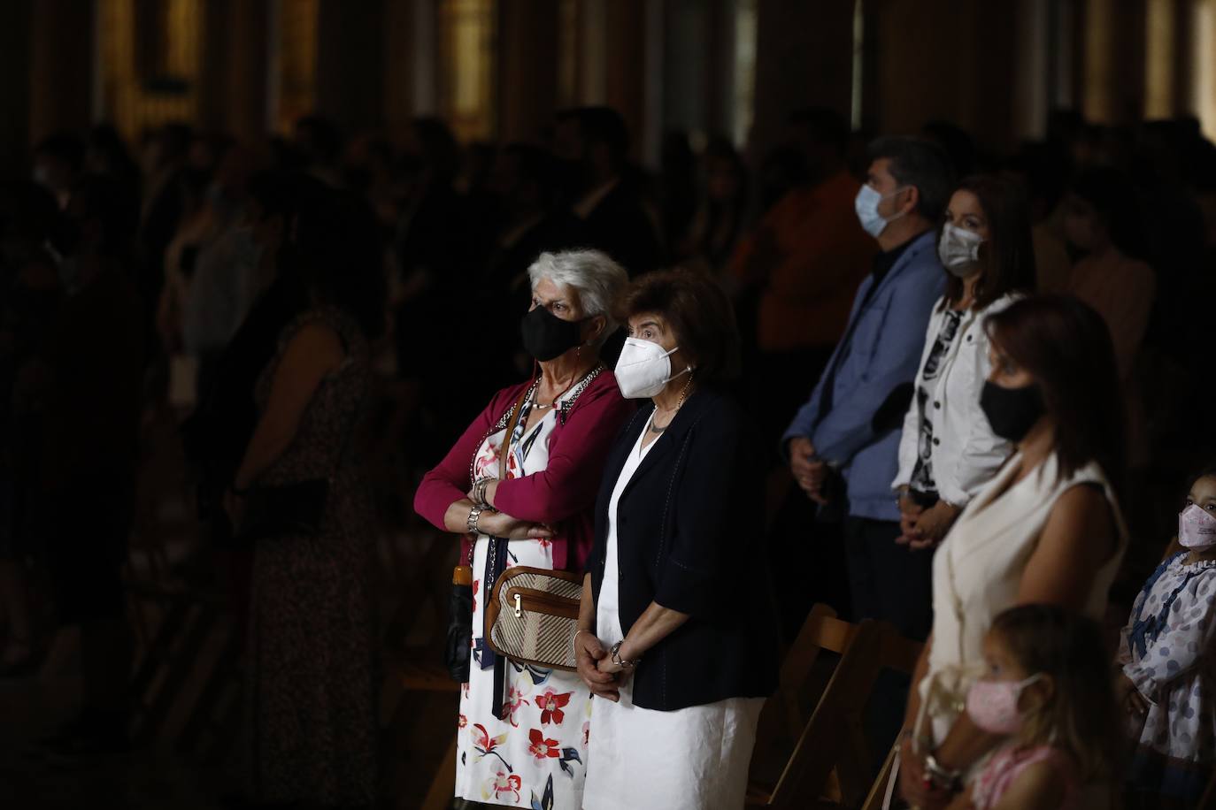 La misa de pentecostés en la Catedral de Córdoba, en imágenes