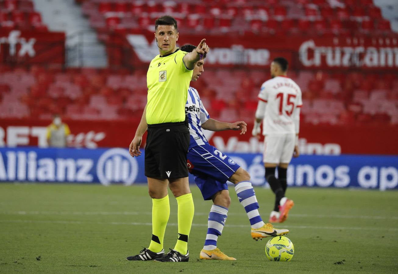 Partido entre el Sevilla FC y el Deportivo Alavés