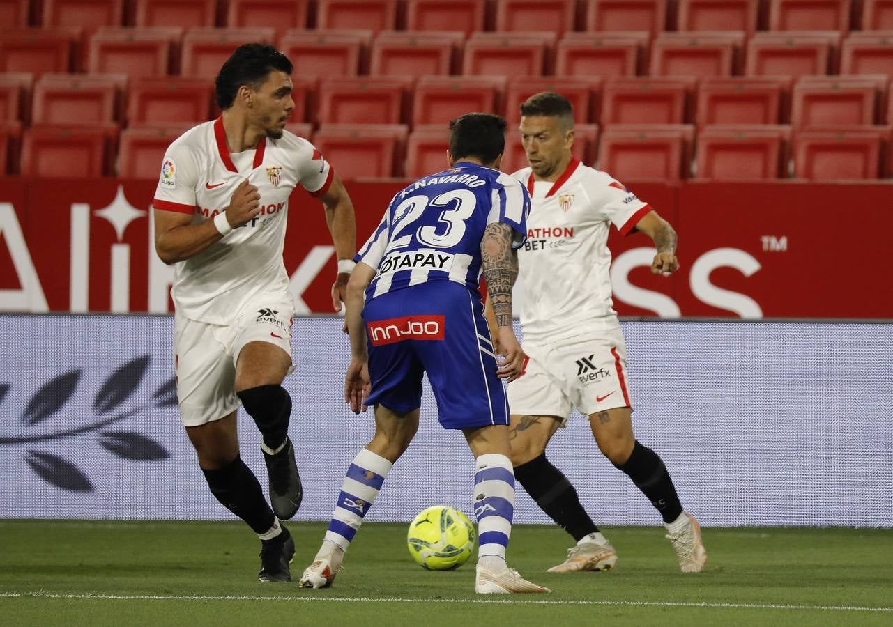 Partido entre el Sevilla FC y el Deportivo Alavés