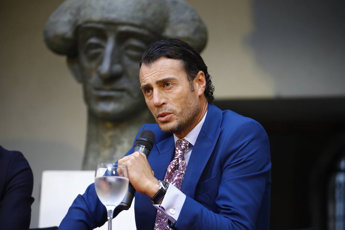 El coloquio de Finito de Córdoba y Ricardo Gallardo, en imágenes