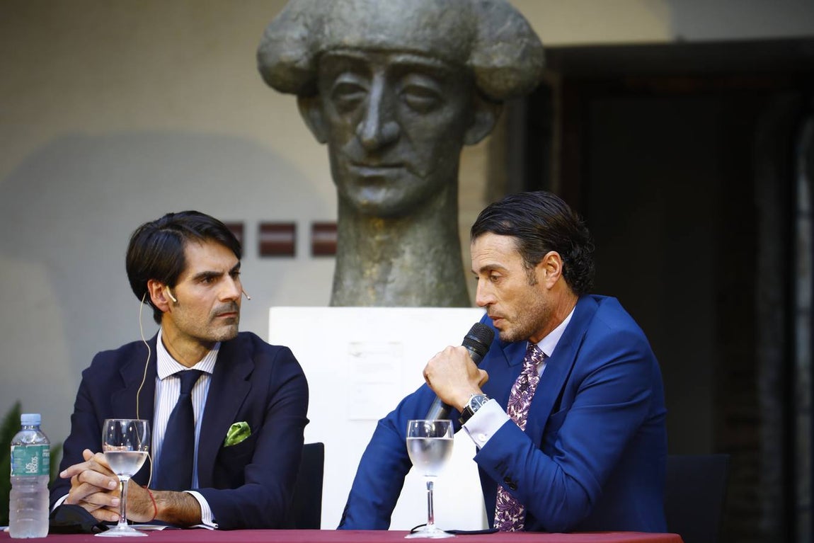 El coloquio de Finito de Córdoba y Ricardo Gallardo, en imágenes