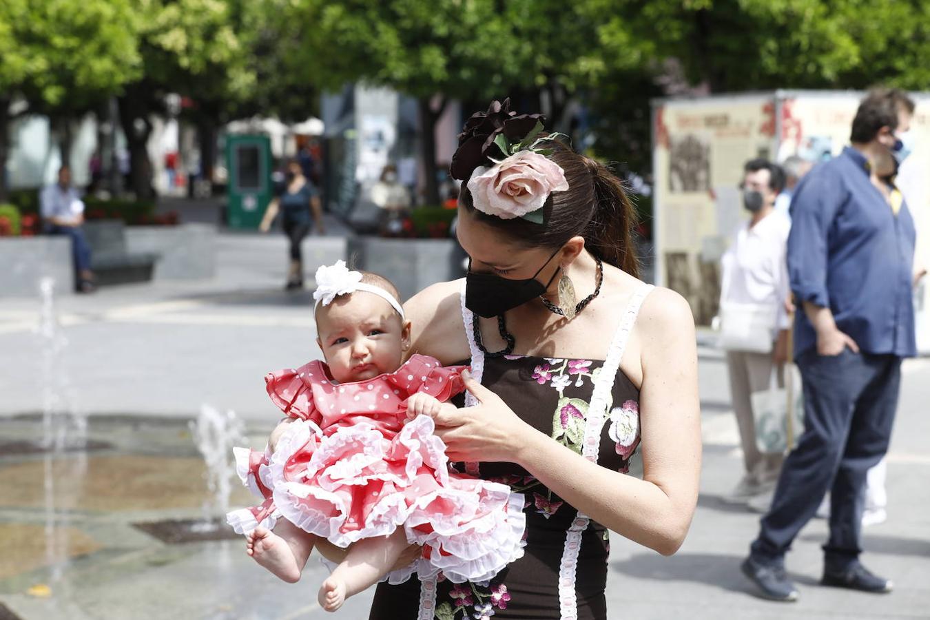 La concentración de mujeres de flamenca en Córdoba, en imágenes