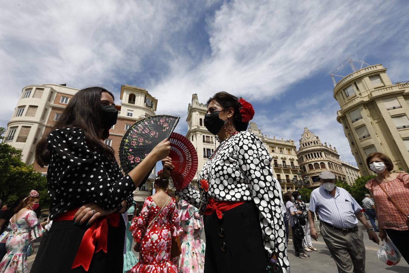 La concentración de mujeres de flamenca en Córdoba, en imágenes