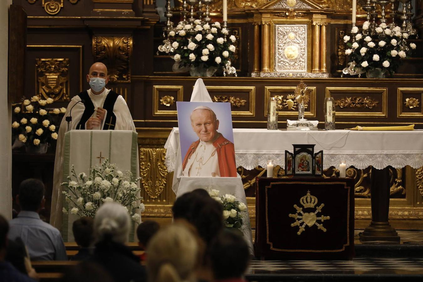 El acto con las reliquias de San Juan Pablo II en Córdoba, en imágenes