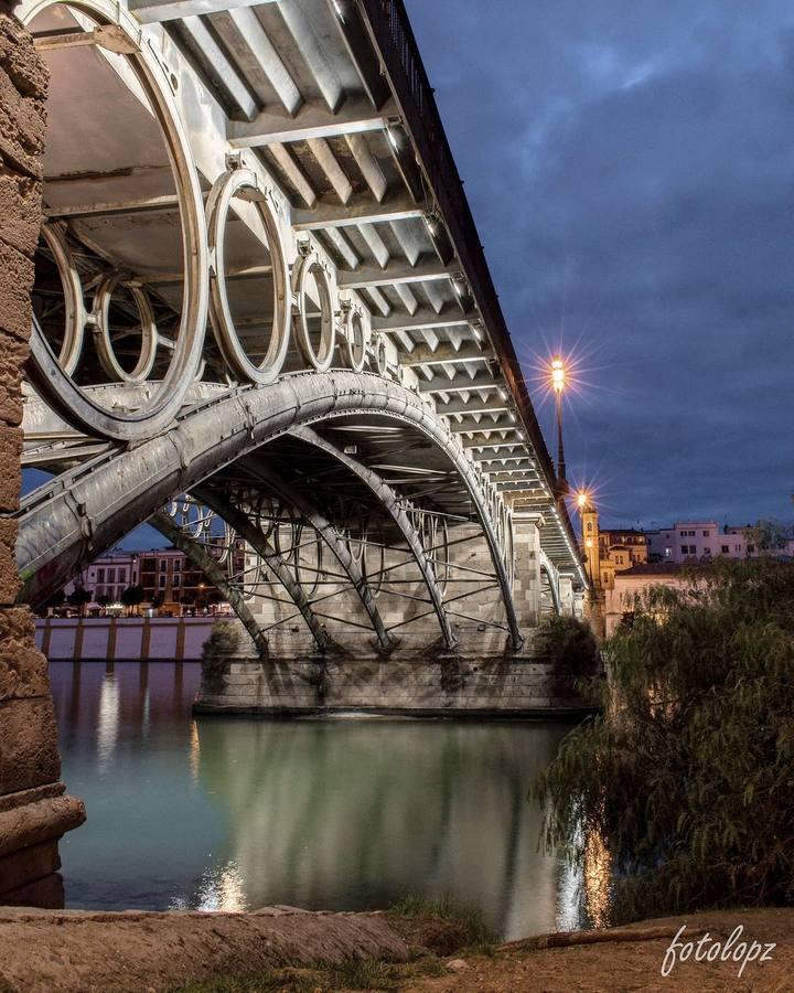 La magia de la Sevilla nocturna, protagonista de las imágenes recibidas en el reto fotográfico de ABC