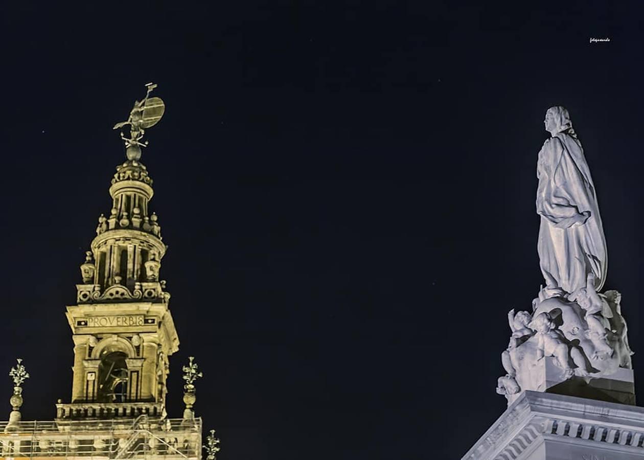 La magia de la Sevilla nocturna, protagonista de las imágenes recibidas en el reto fotográfico de ABC