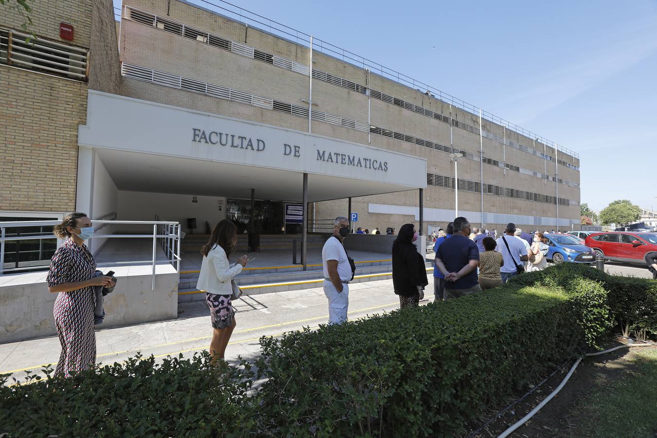 Vacunación en el centro habilitado en la Facultad de Matemáticas de Sevilla