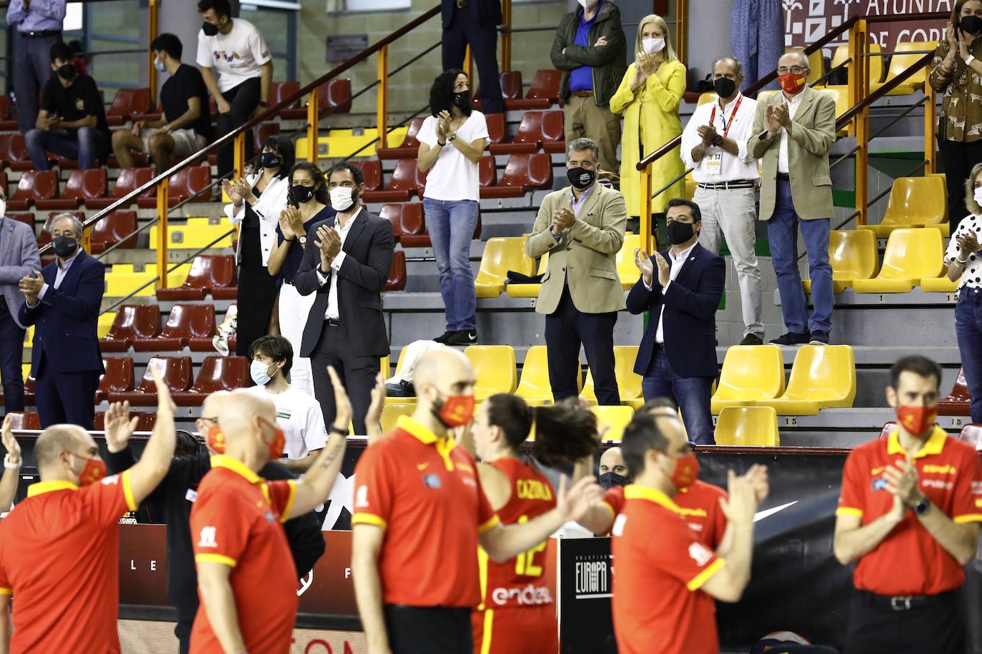 Las mejores imágenes del partido de baloncesto España-Bélgica en Córdoba