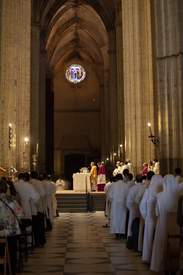 Misa solemne de despedida de monseñor Asenjo en la Catedral de Sevilla