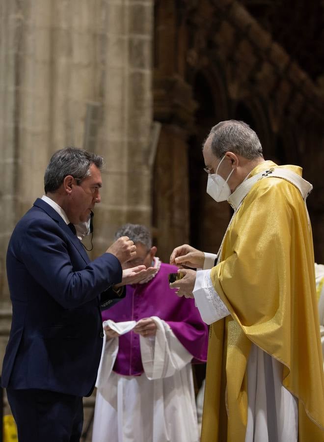 Misa solemne de despedida de monseñor Asenjo en la Catedral de Sevilla