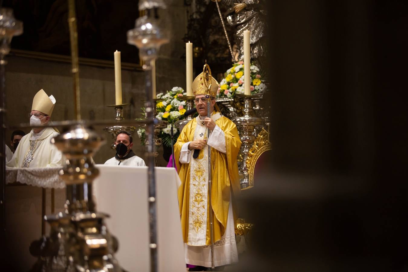 Misa solemne de despedida de monseñor Asenjo en la Catedral de Sevilla