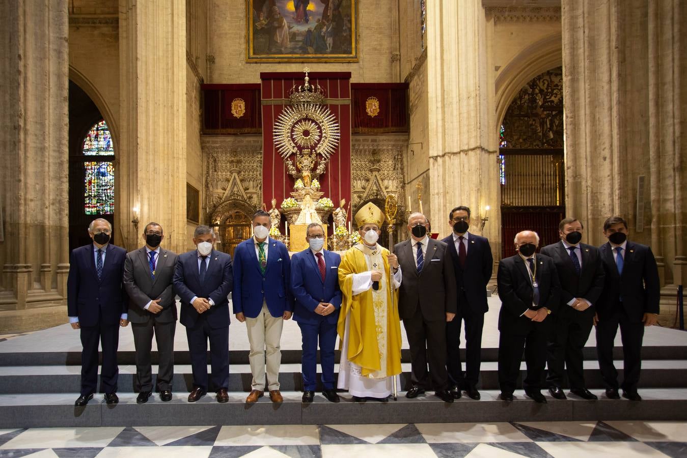 Misa solemne de despedida de monseñor Asenjo en la Catedral de Sevilla