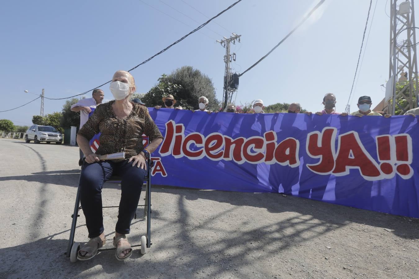 Los vecinos de Aguadulce llegan al límite después de siete meses sin luz