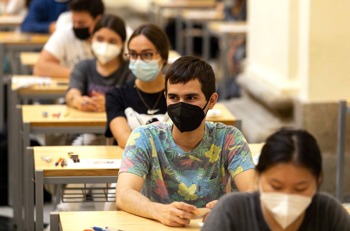 Comienzan las pruebas de Selectividad en Toledo, en imágenes