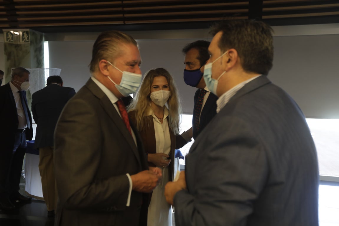 En imágenes: Desayuno informativo &#039;Cádiz, oportunidad y futuro