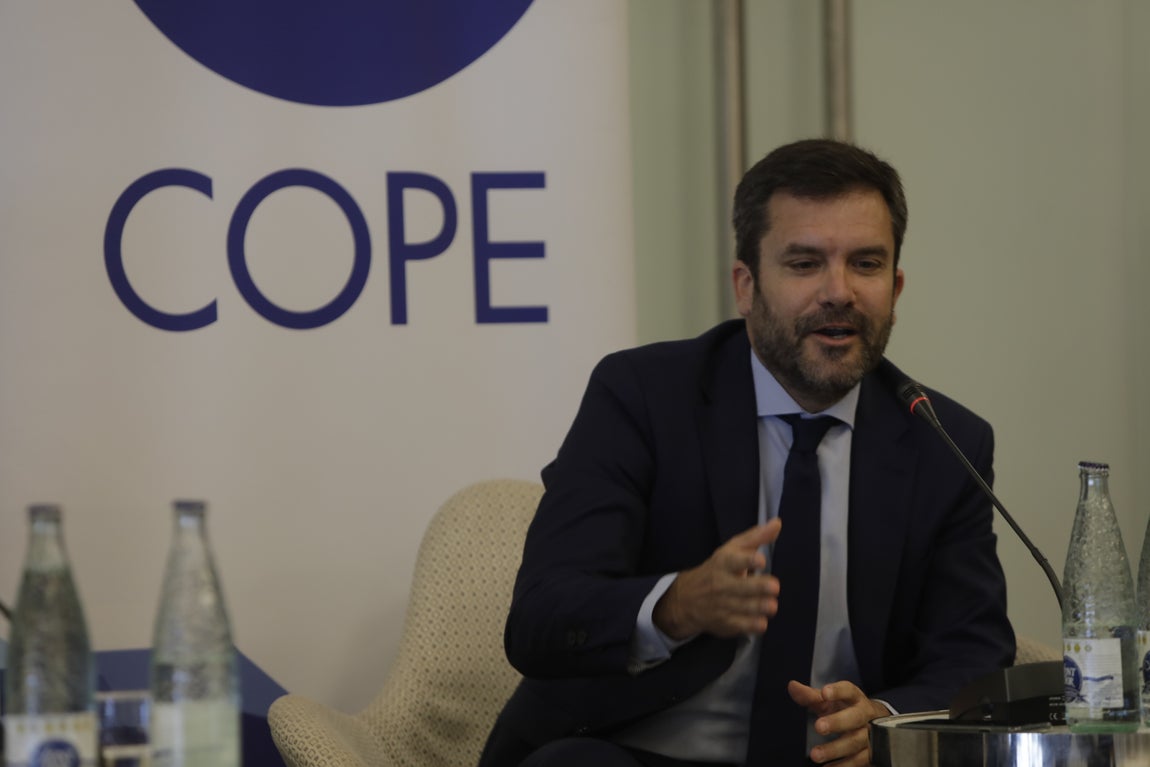 En imágenes: Desayuno informativo &#039;Cádiz, oportunidad y futuro