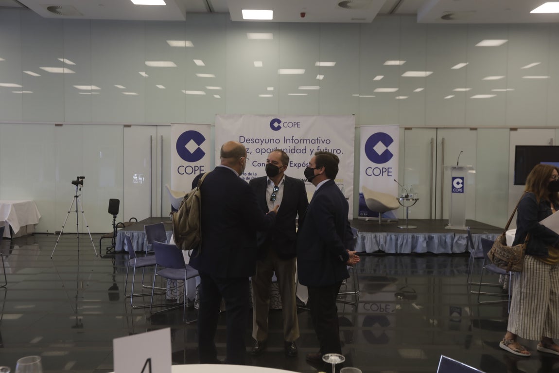 En imágenes: Desayuno informativo &#039;Cádiz, oportunidad y futuro