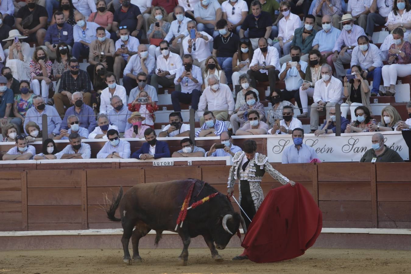 Fotos: El Juli y Aguado triunfan en Sanlúcar