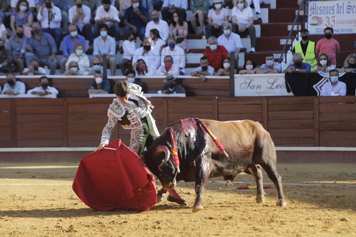 Fotos: El Juli y Aguado triunfan en Sanlúcar