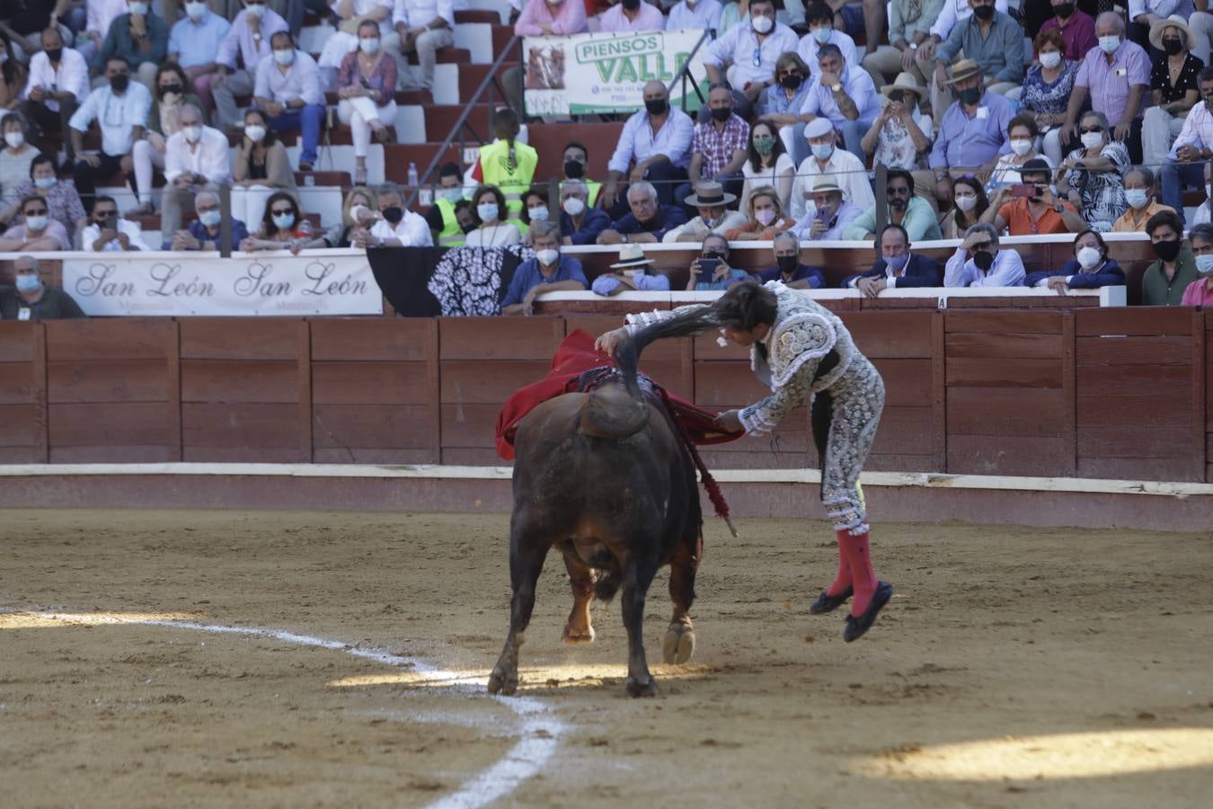 Fotos: El Juli y Aguado triunfan en Sanlúcar