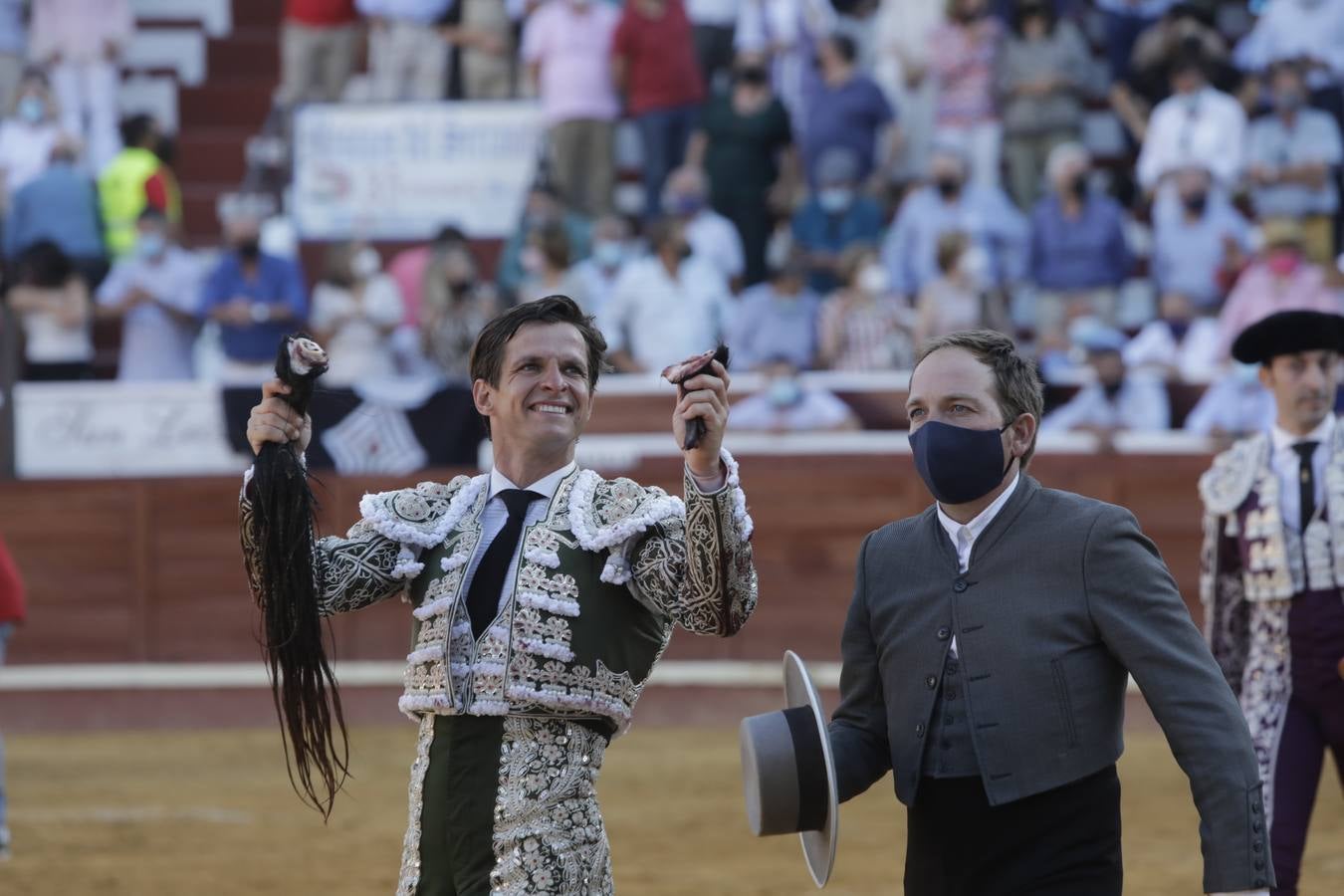 Fotos: El Juli y Aguado triunfan en Sanlúcar