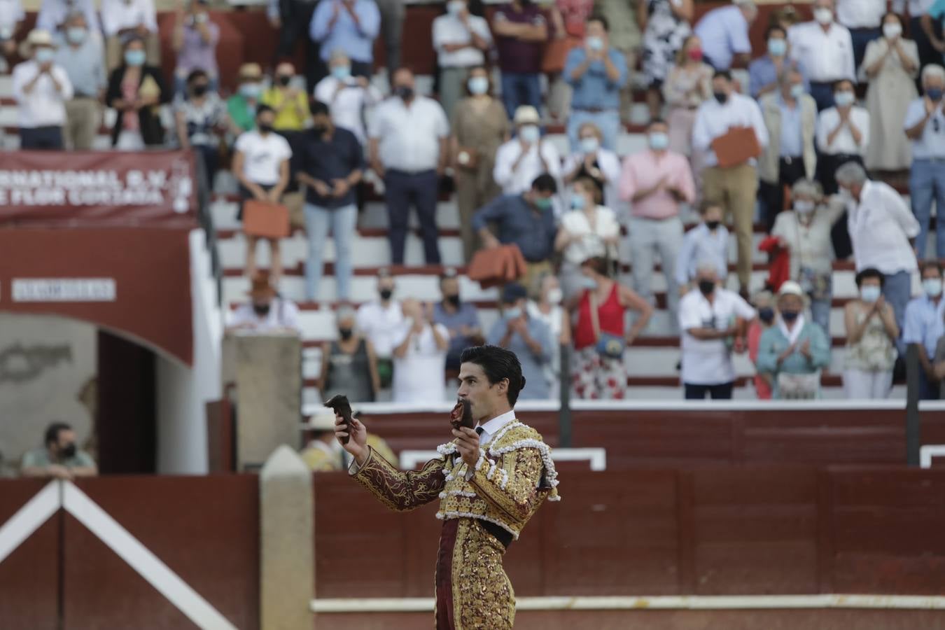 Fotos: El Juli y Aguado triunfan en Sanlúcar