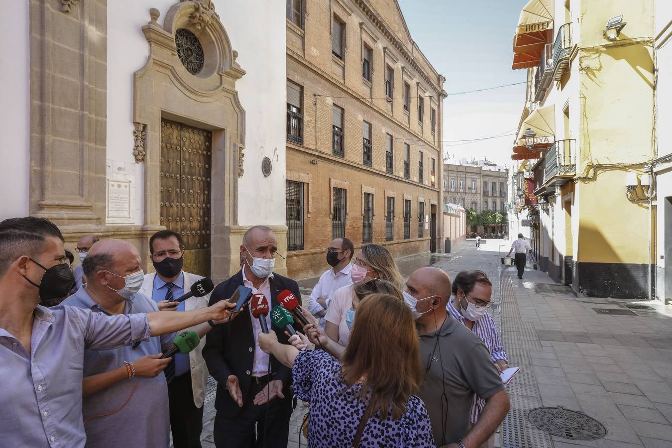 Tras las huellas de la muralla judía