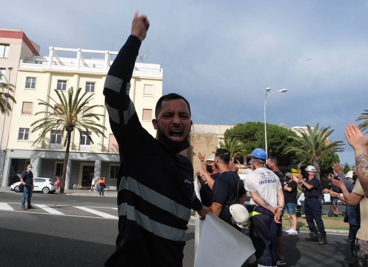 Los trabajadores de Navantia piden carga de trabajo para el astillero gaditano