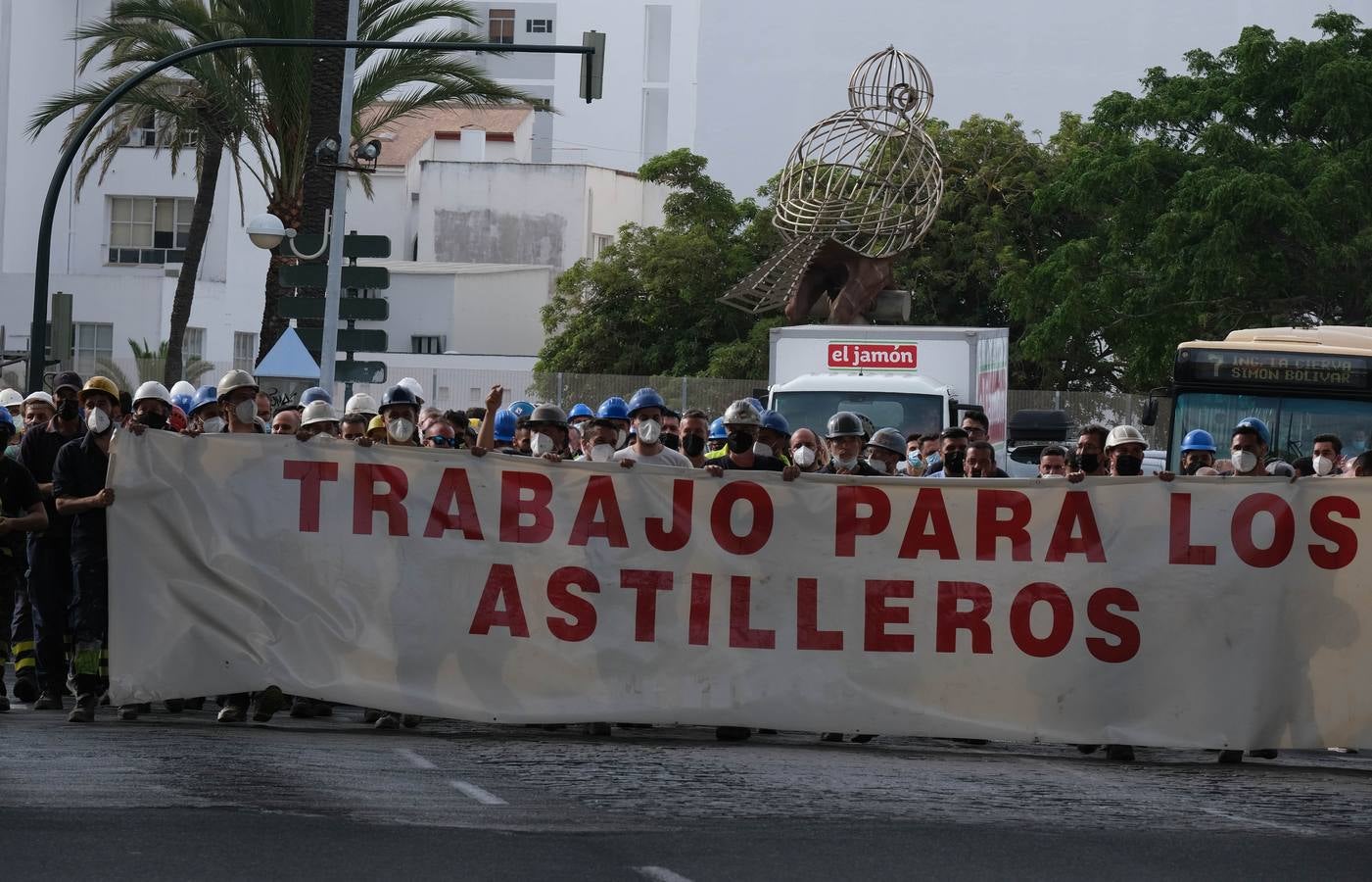 Los trabajadores de Navantia piden carga de trabajo para el astillero gaditano