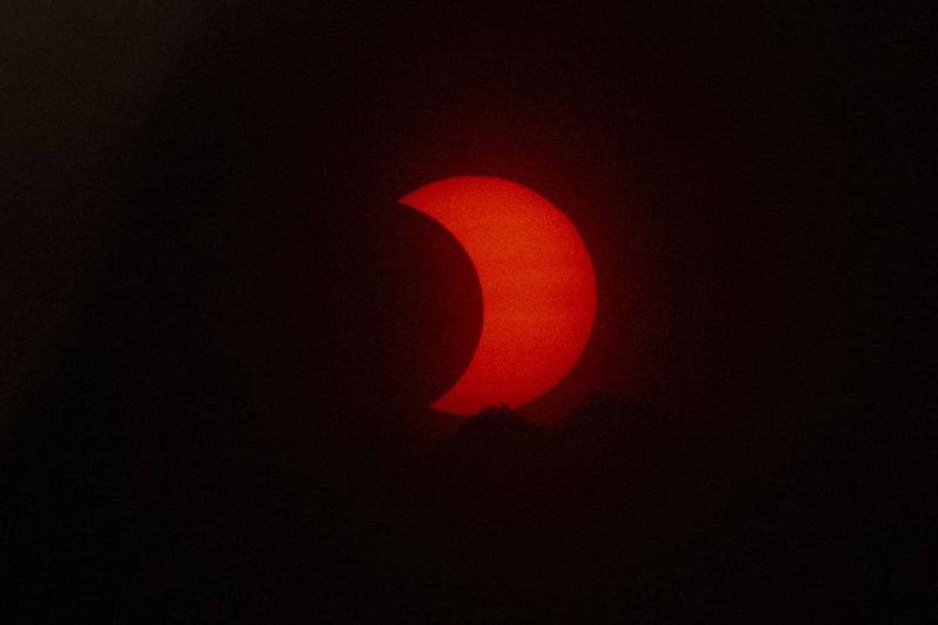 Las mejores imágenes del eclipse de Sol. Imagen capturada desde New Jersey (EE. UU.)