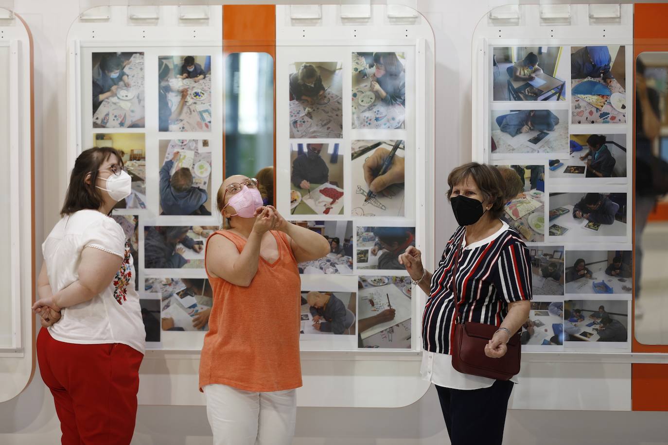 La exposición de Down Córdoba en el centro comercial La Sierra, en imágenes