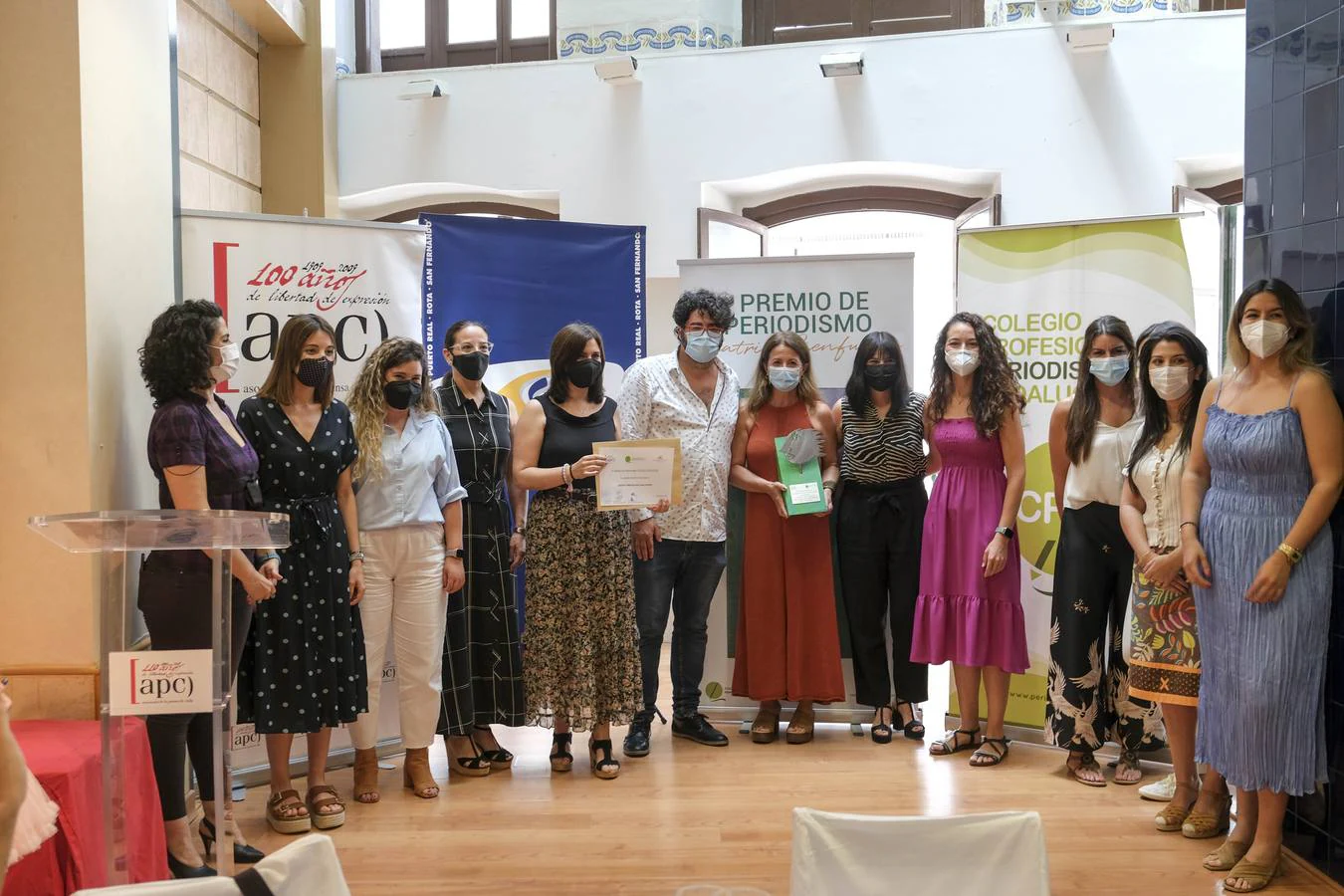 Fotos: Entrega del premio Beatriz Cienfuegos en la Asociación de la Prensa de Cádiz