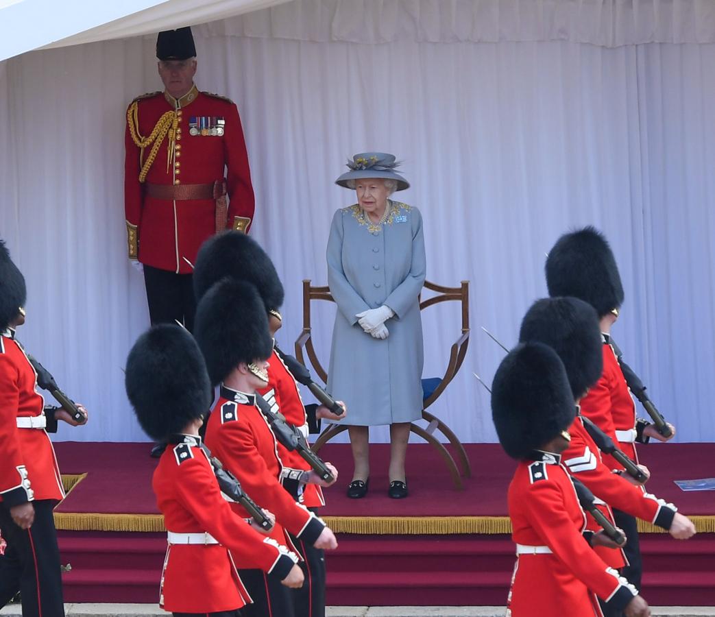 El cumpleaños oficial de la Reina Isabel, en imágenes