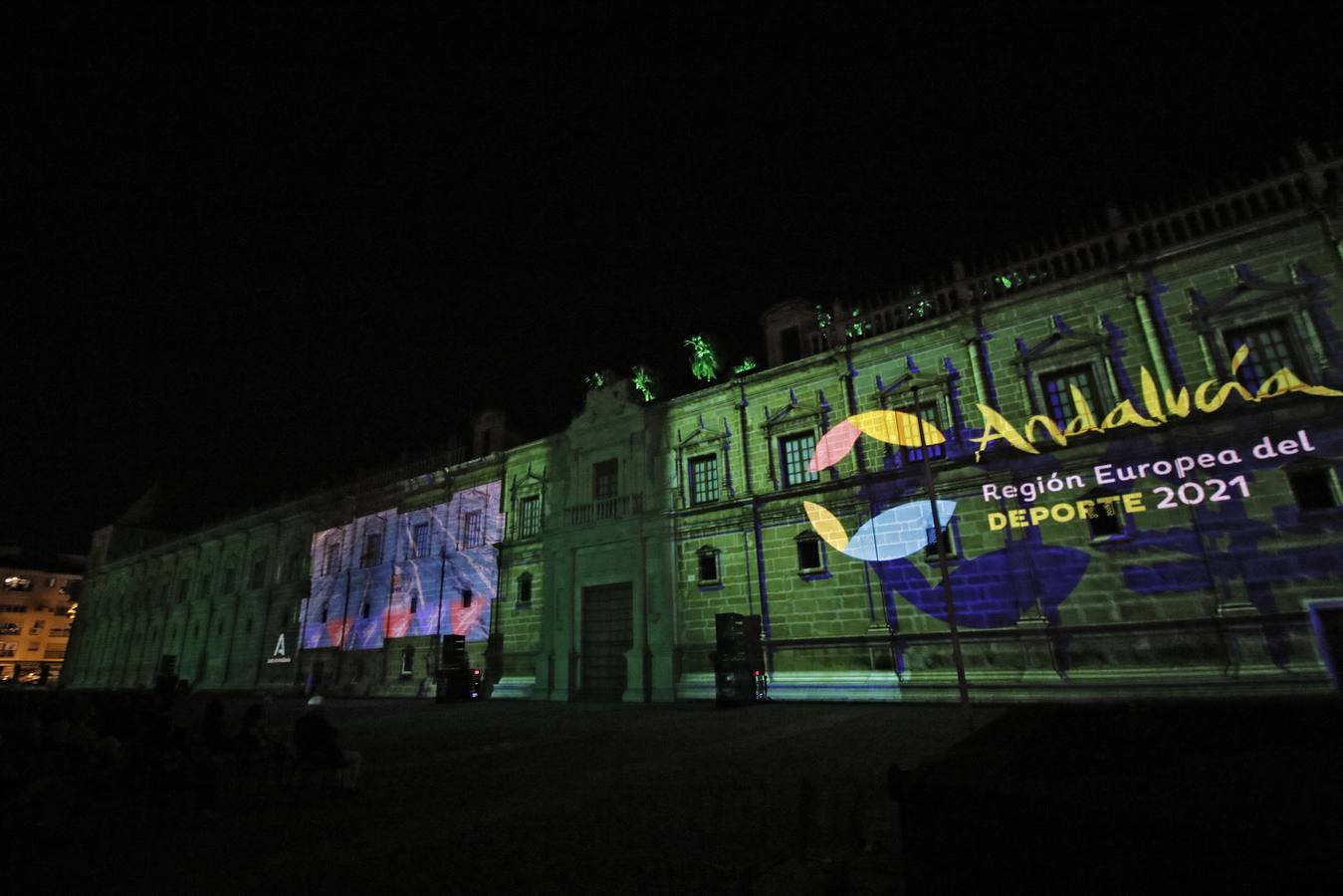 Eurocopa en Sevilla: espectáculo nocturno de luces de norte a sur de la ciudad