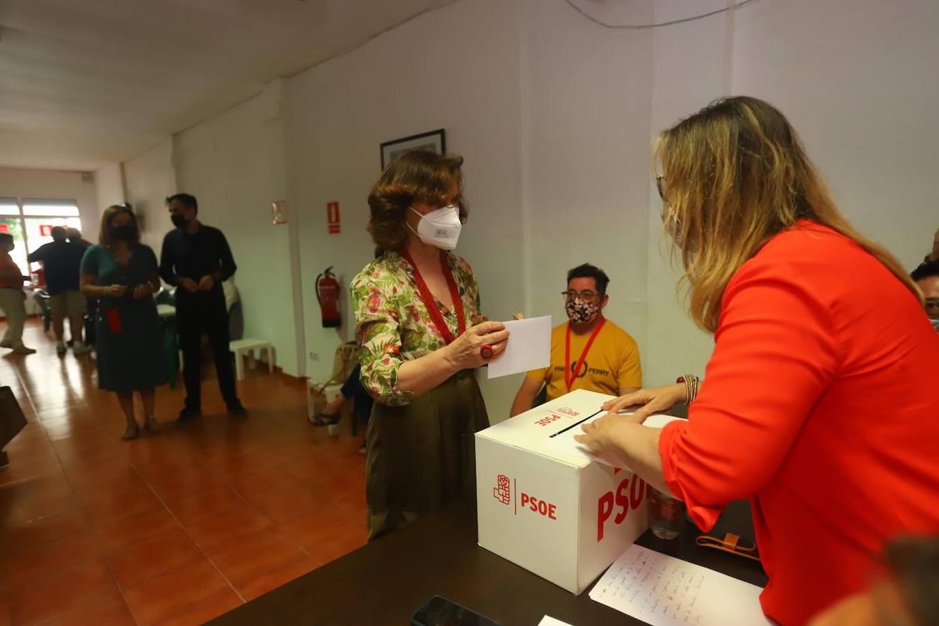 La votación de las primarias del PSOE de Andalucía en Córdoba, en imágenes