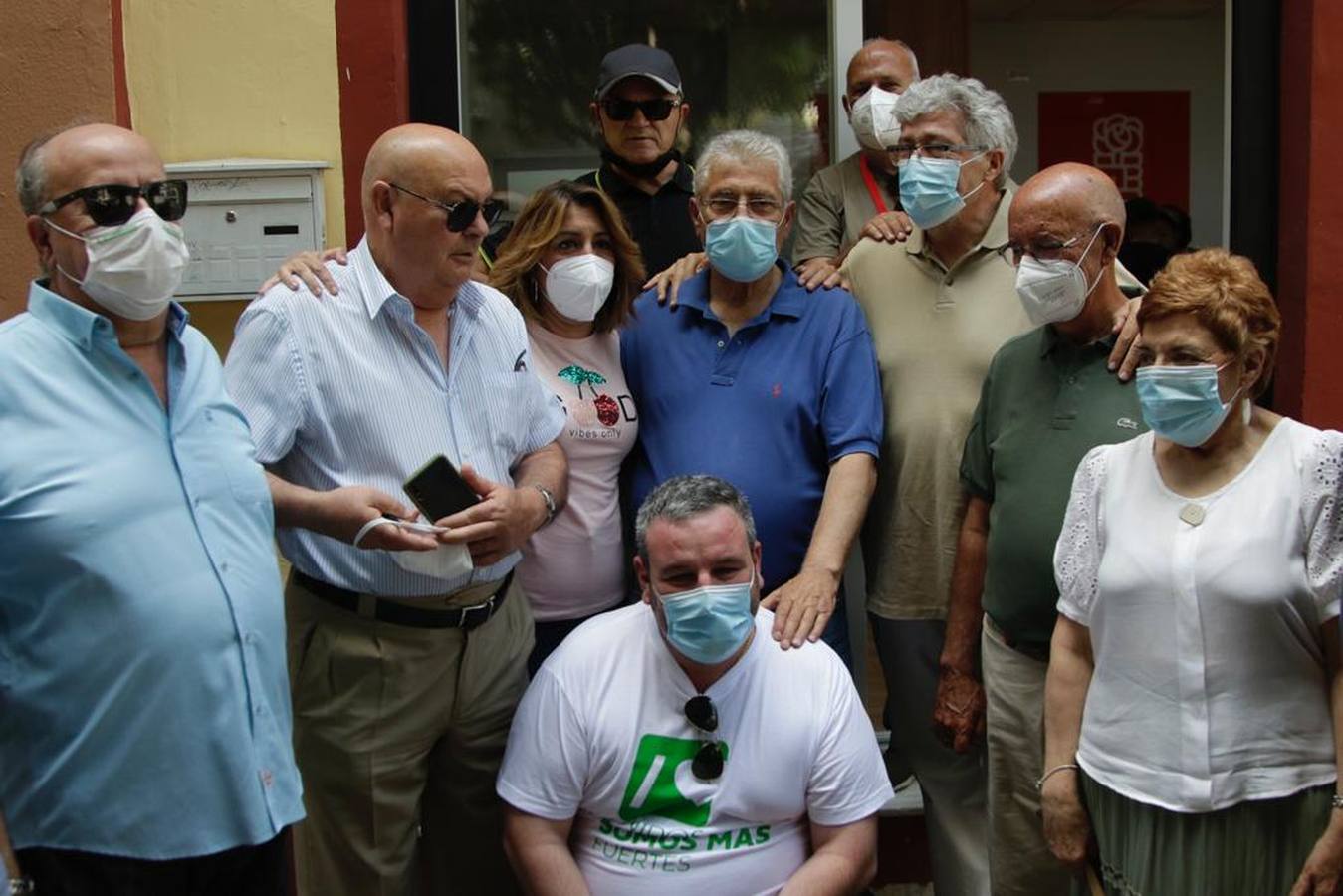 En imágenes, candidatos y militantes votan en las primarias del PSOE Andalucía en Sevilla