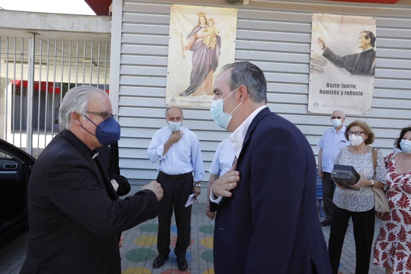 El arzobispo de Sevilla, José Ángel Saiz, inicia su ministerio en el barrio más necesitado de España