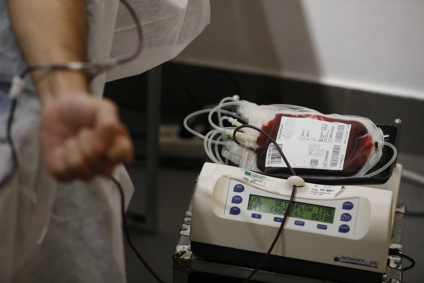 La donación de sangre en la Fundación Cajasol de Córdoba, en imágenes