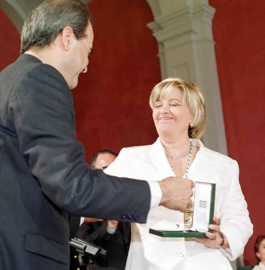 Los 80 años en imágenes de María Teresa Campos, una de las veteranas de la televisión