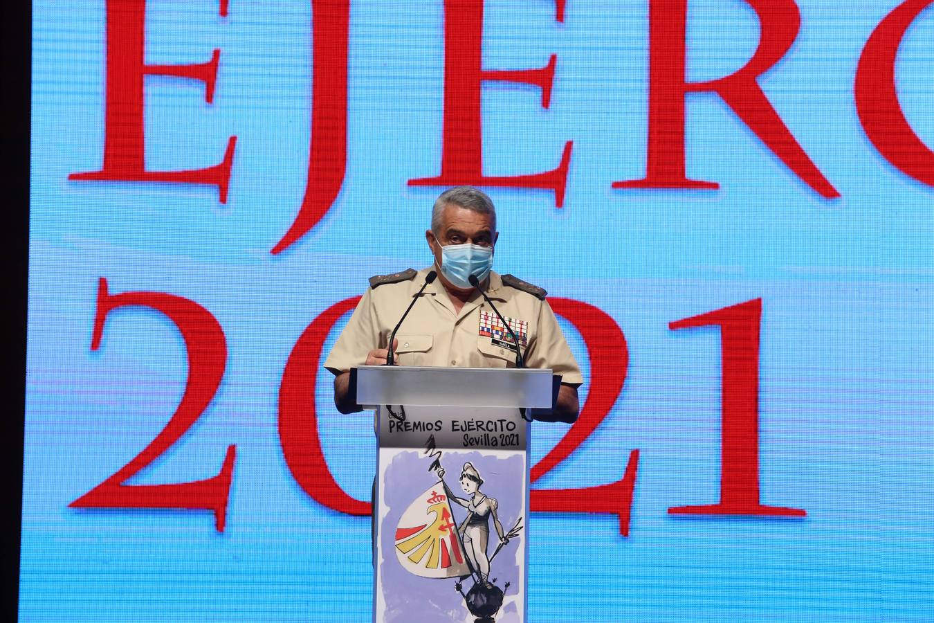 58 edición de los 'Premios Ejército' en la Plaza de España de Sevilla