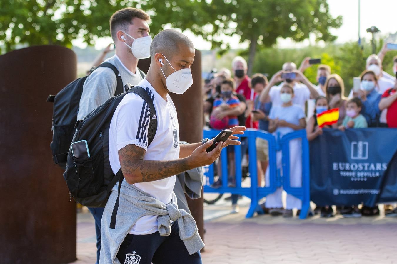 Llegada de la selección española al hotel de concentración en Sevilla