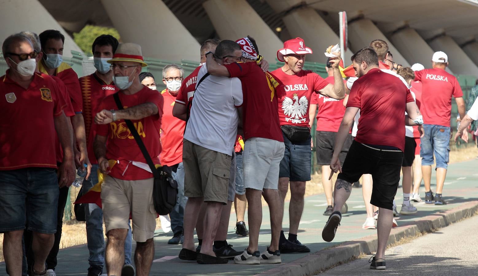 La Eurocopa se vive en las calles de Sevilla