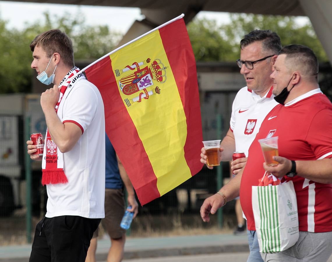 La Eurocopa se vive en las calles de Sevilla