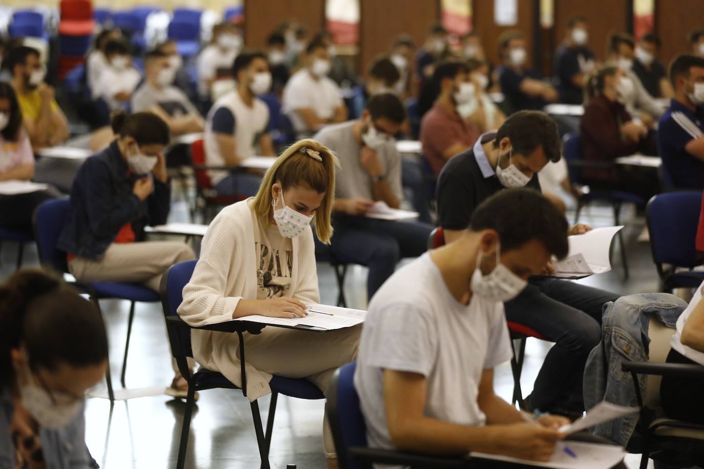 En imágenes, las oposiciones al cuerpo de profesores en Córdoba