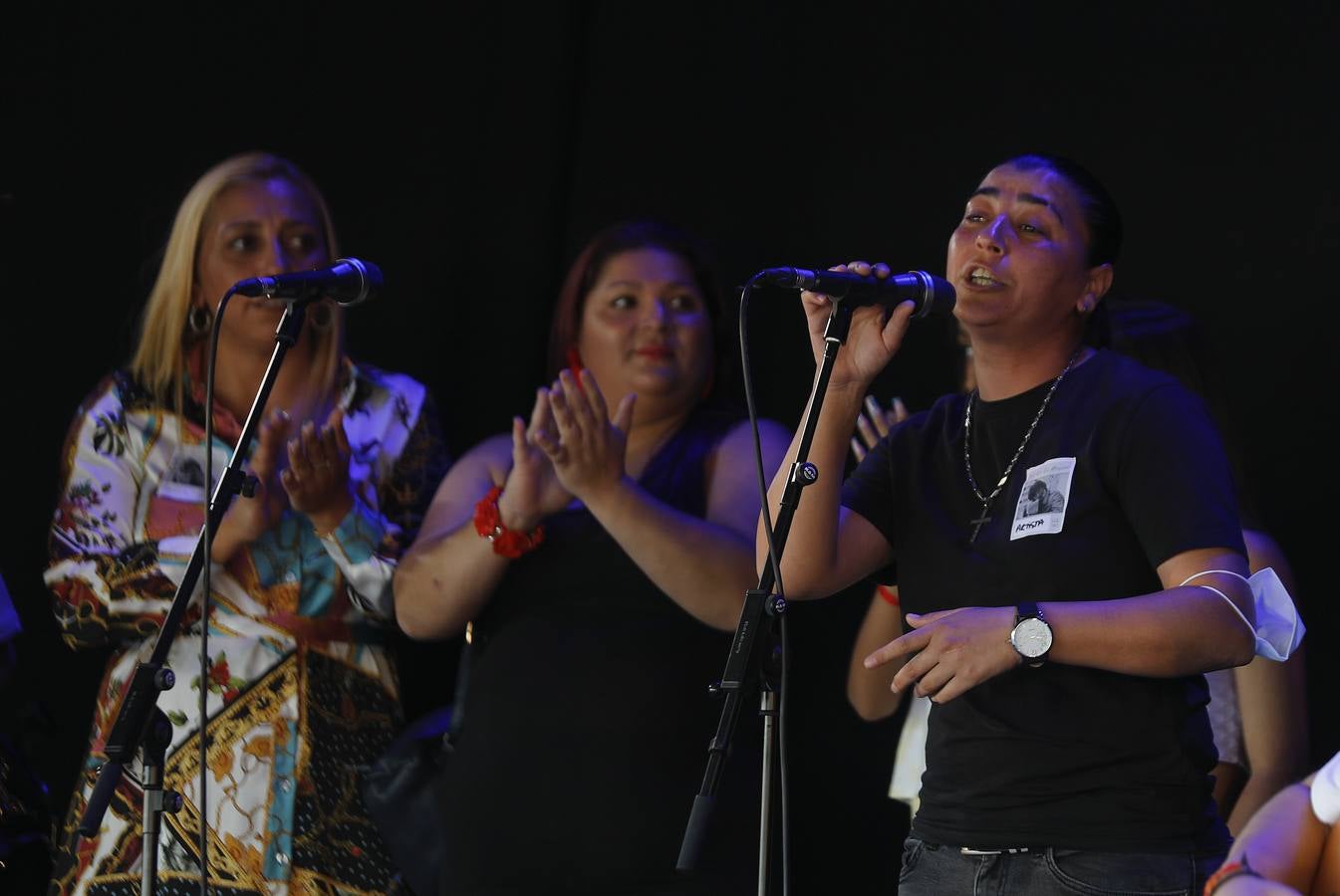 Emilio Fernández de los Santos, 'Caracafé', recibe es homenajeado en la Factoría Cultural del Polígono Sur.