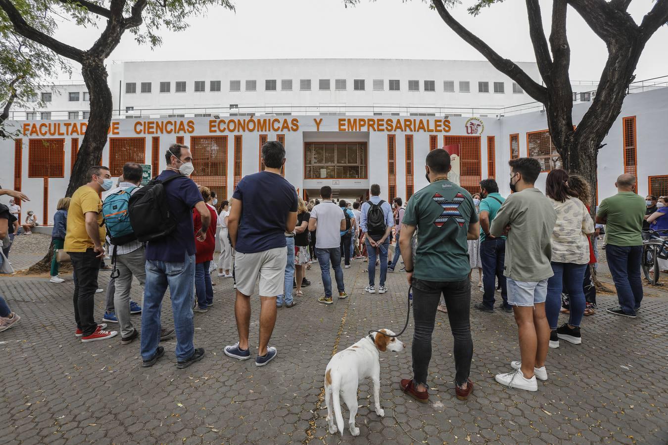 ¿Te has presentado a las oposiciones de Secundaria en Sevilla? Búscate aquí