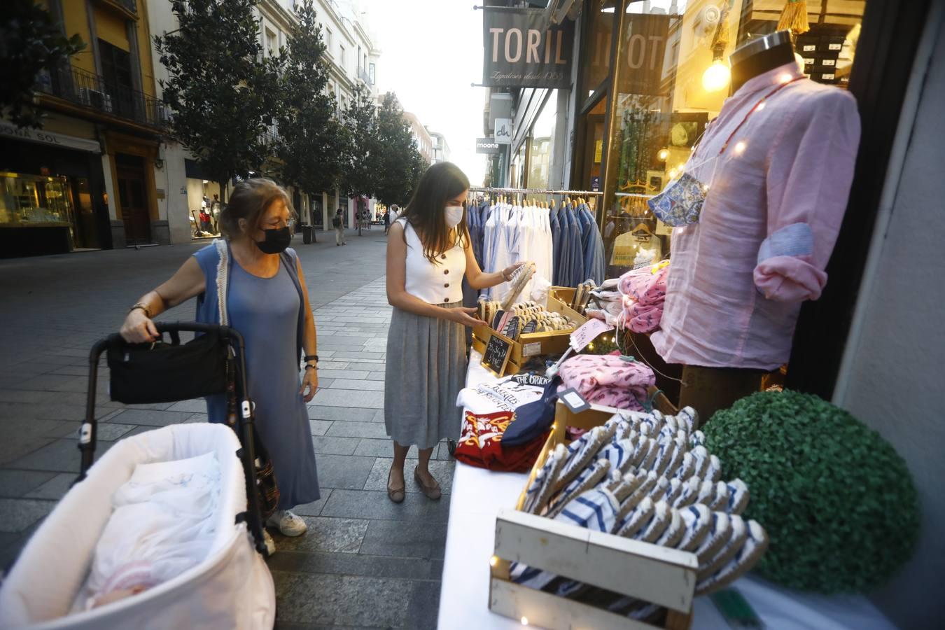 La noche de compras de San Juan en Córdoba, en imágenes