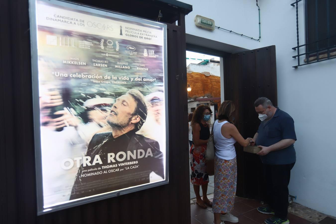 La apertura de los cines de verano de Córdoba, en imágenes