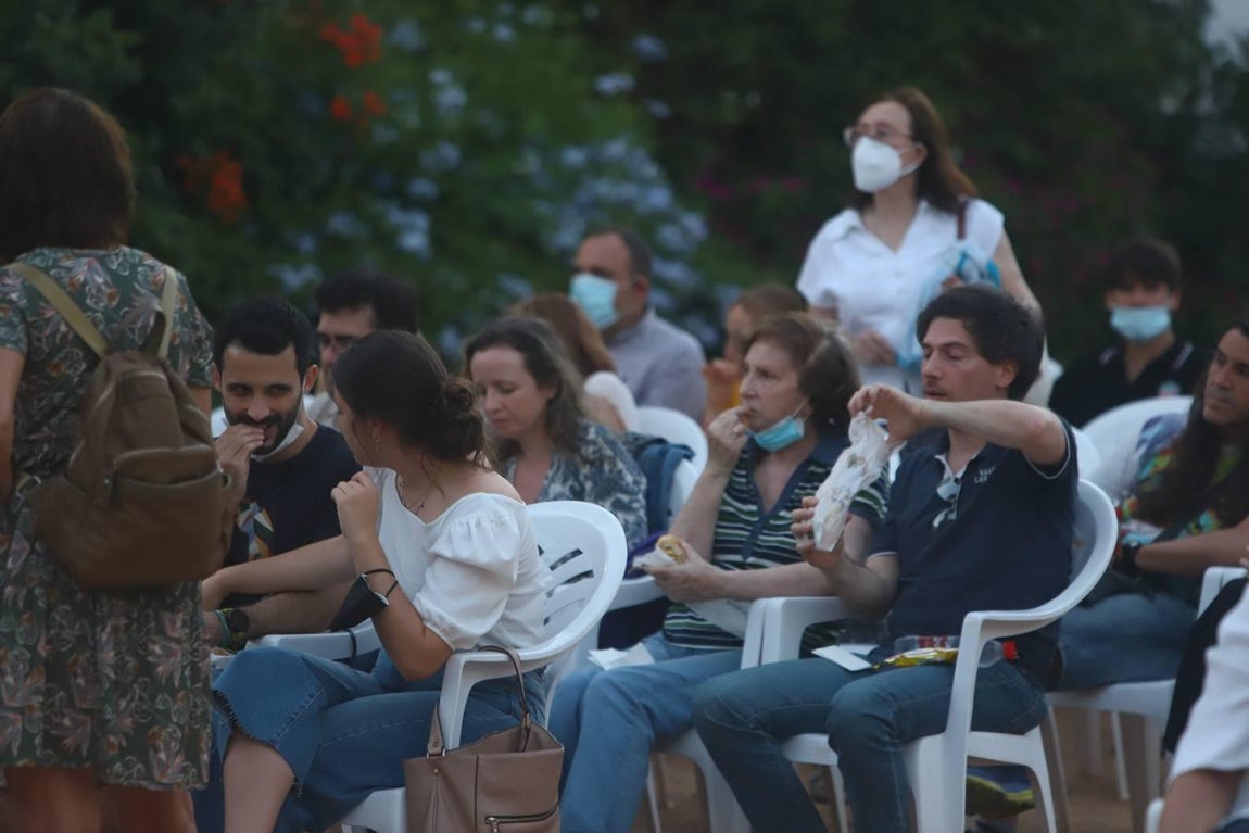 La apertura de los cines de verano de Córdoba, en imágenes