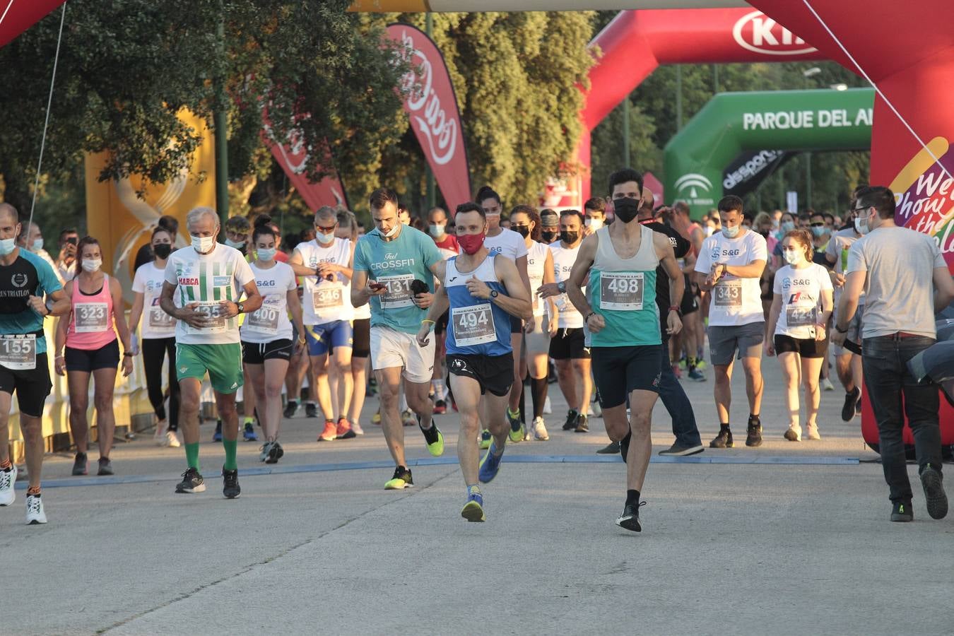 La carrera popular discurre íntegramente en el interior Parque del Alamillo.